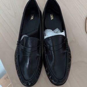 Zara BNWT Shiny Black Leather Loafers